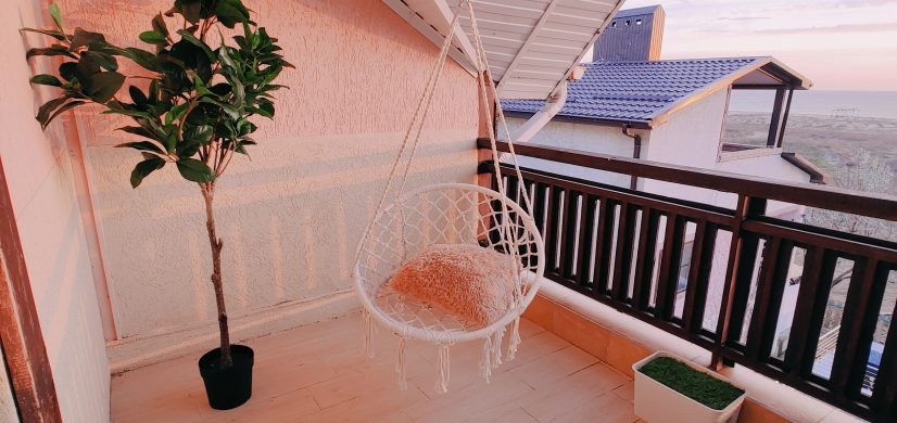 2х комнатный 8ми местные апартаменты с видом на море